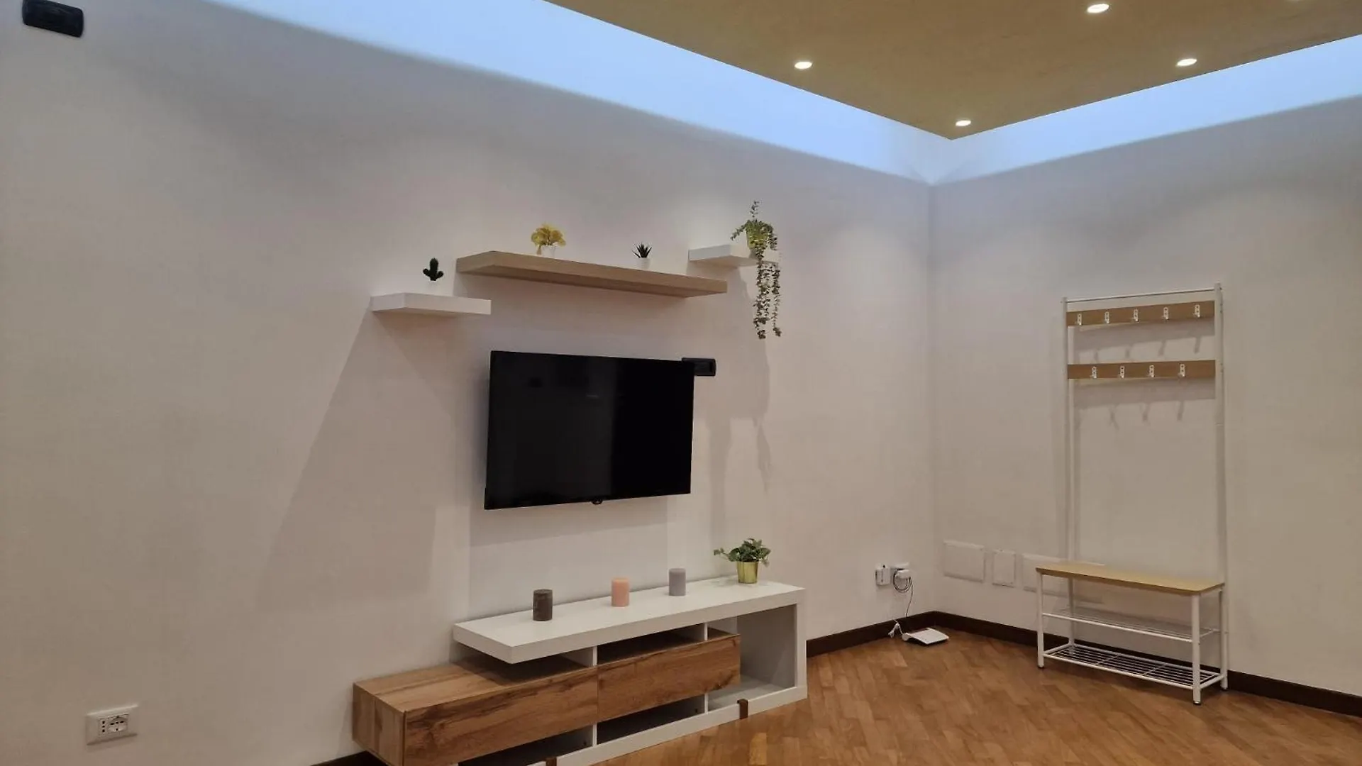 Moonlight Apartment Fiumicino 0*,